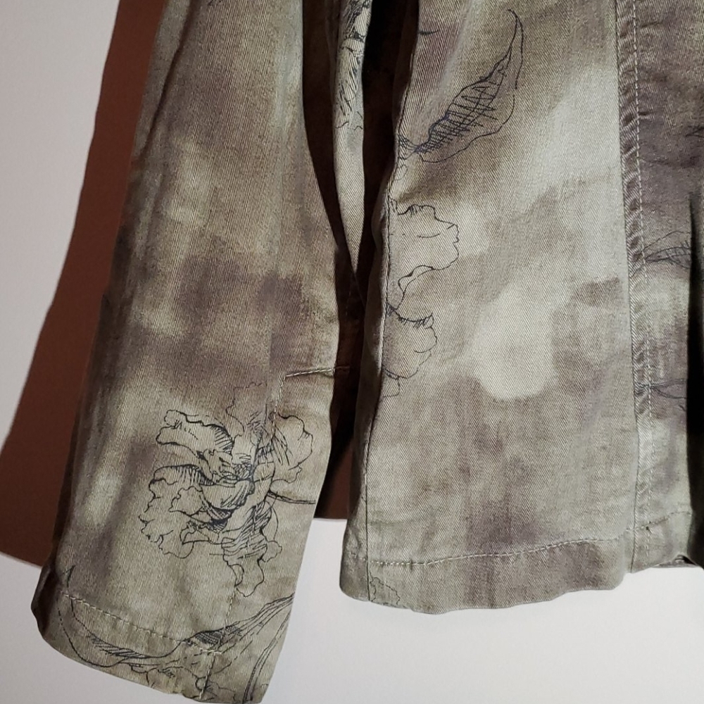 Jacket - Picture 4 of 4